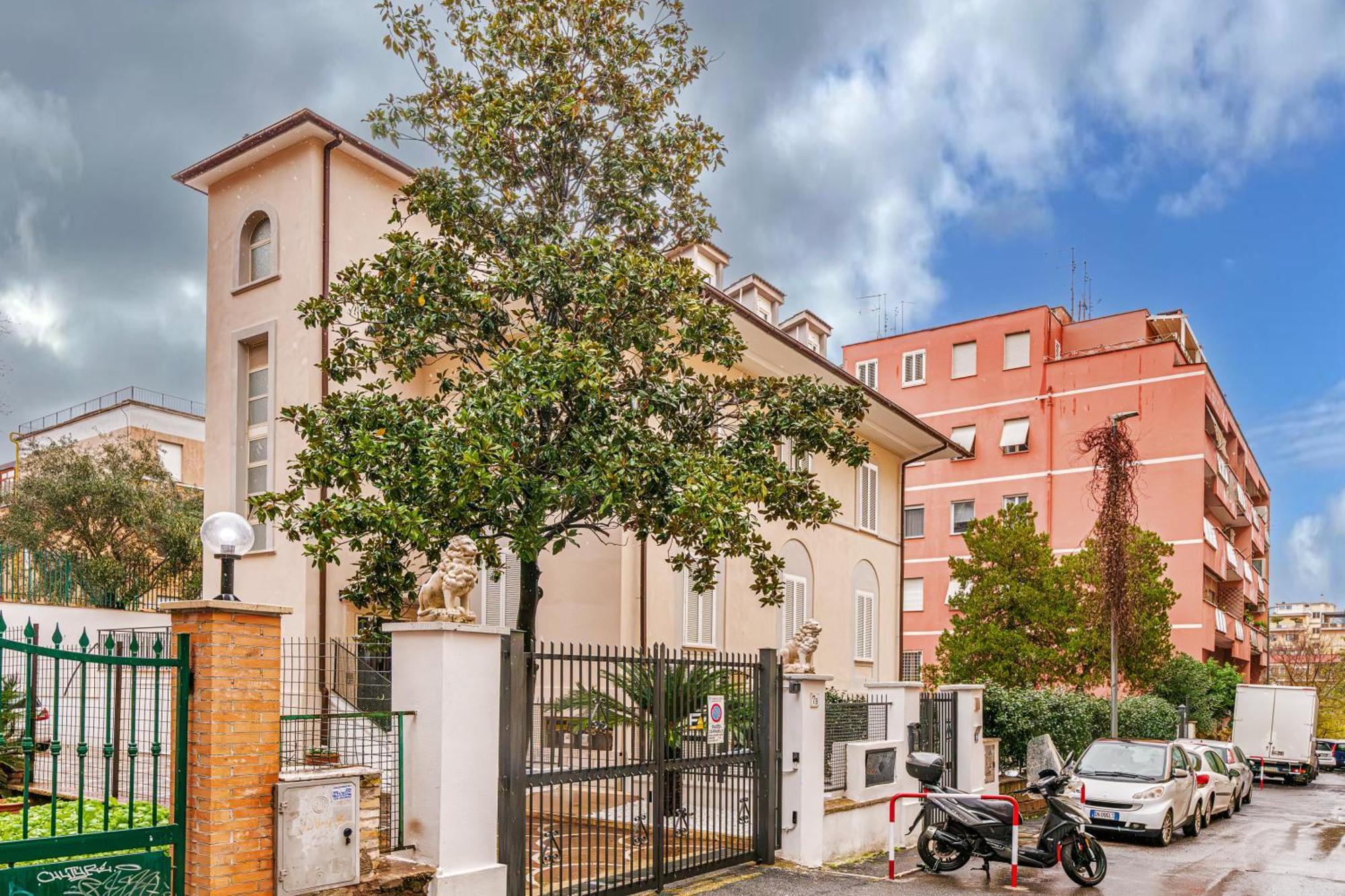 Apartment Falda Rom